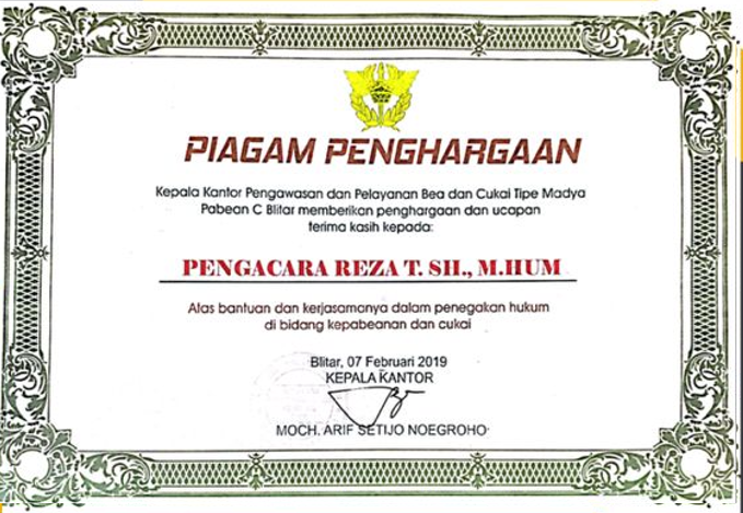 Piagam Penghargaan Bea dan Cukai Blitar